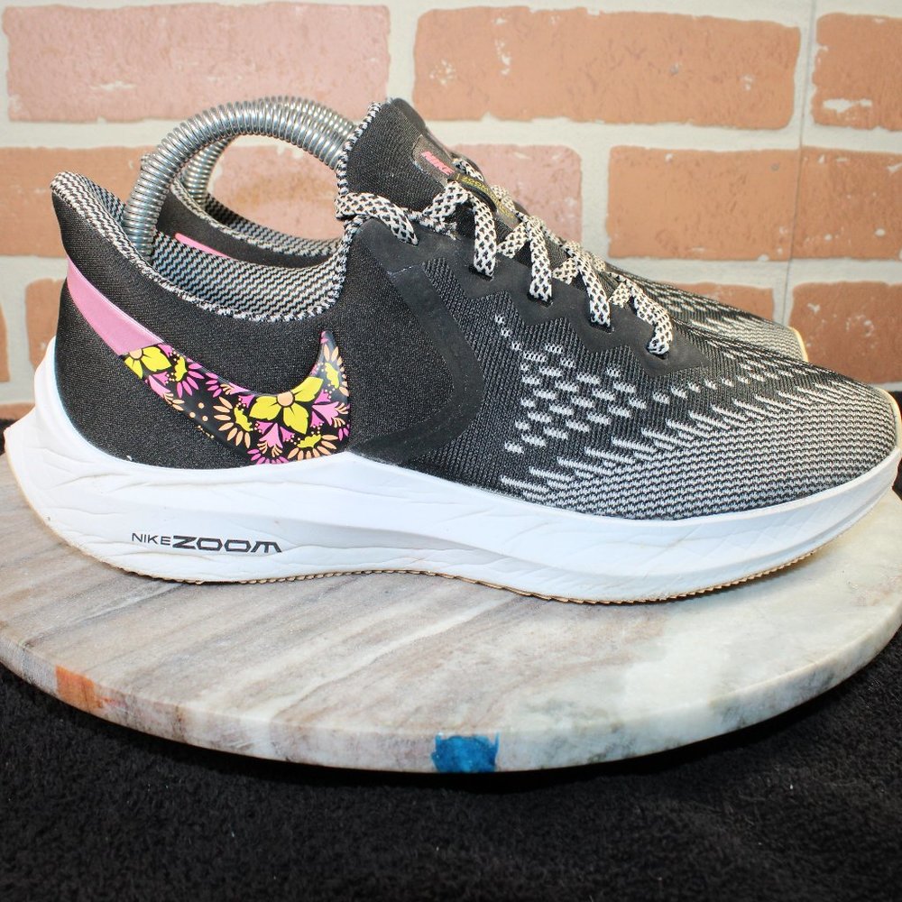 Nike Shoes Womens Size 7.5 Winflo 6 Athletic Mesh Running Sneakers Floral Black.